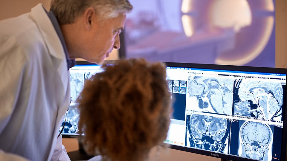 Copertina del rapporto di ricerca "Radiology staff in focus"