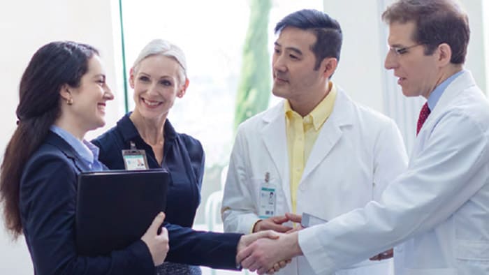 Incontro tra medici e professionisti