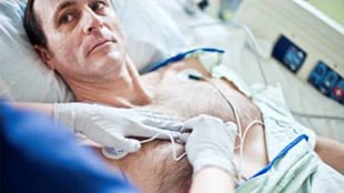 Uso delle stesse derivazioni ECG per un paziente, dall'ambulanza fino alla degenza