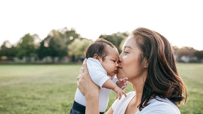 Quando si può iniziare a portare fuori un neonato?