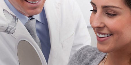 Tartaro sui denti: come toglierlo?