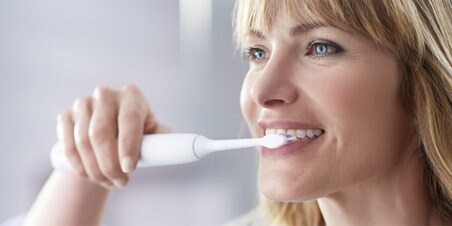Erosione dentale e denti trasparenti