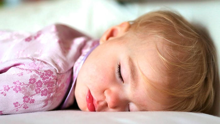 Come gestire i risvegli notturni del bambino 