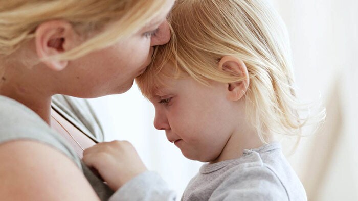 Holding, l'abbraccio che guarisce i bambini 