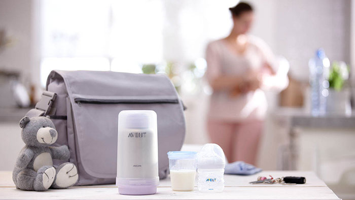 Preparare la baby bag: cosa serve alle mamme? 
